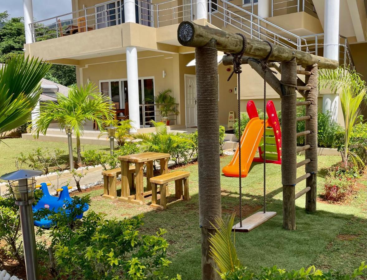 Tropical Hideaway Aparthotel Beau Vallon  Buitenkant foto