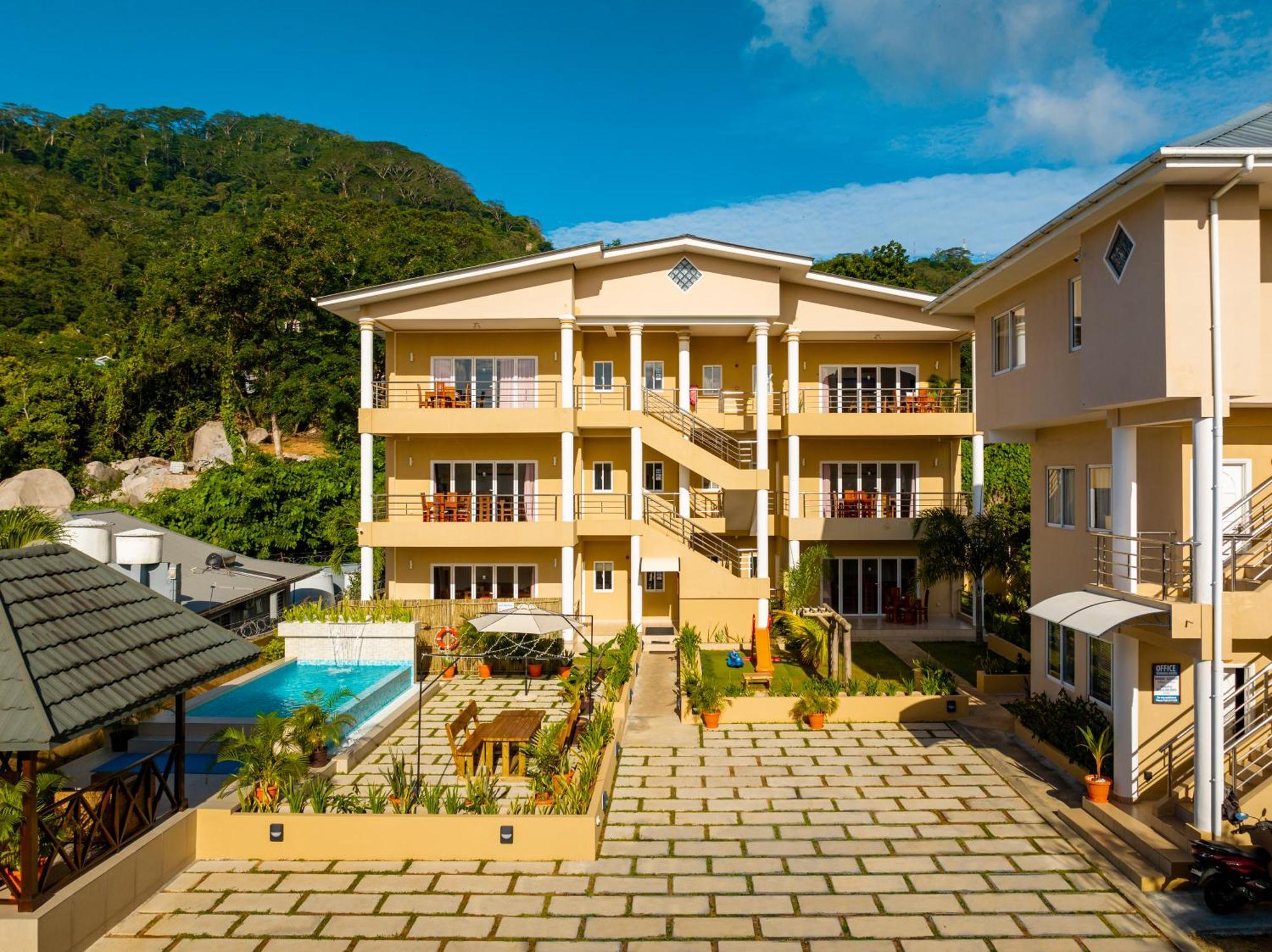 Tropical Hideaway Aparthotel Beau Vallon  Buitenkant foto