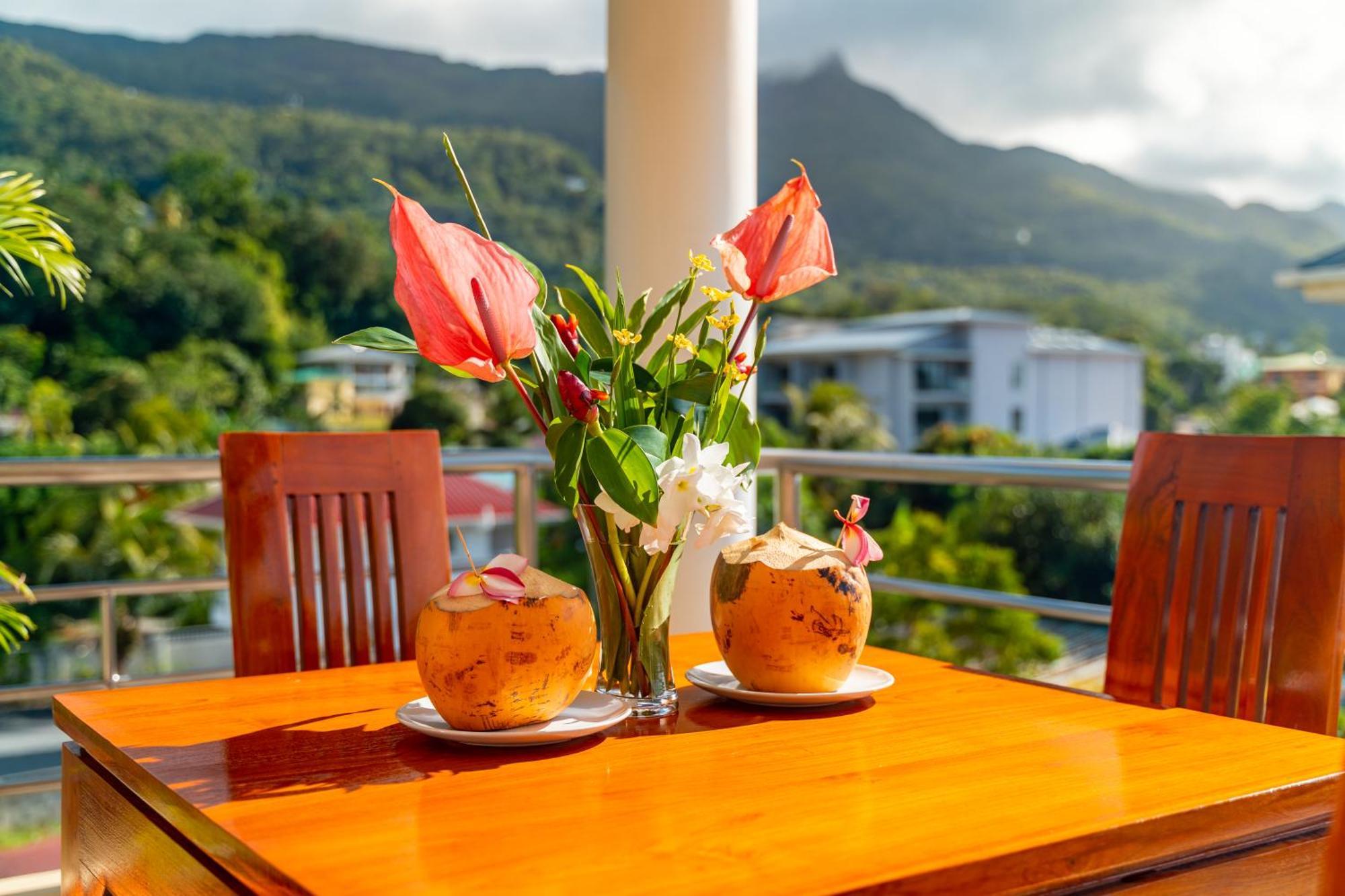 Tropical Hideaway Aparthotel Beau Vallon  Buitenkant foto