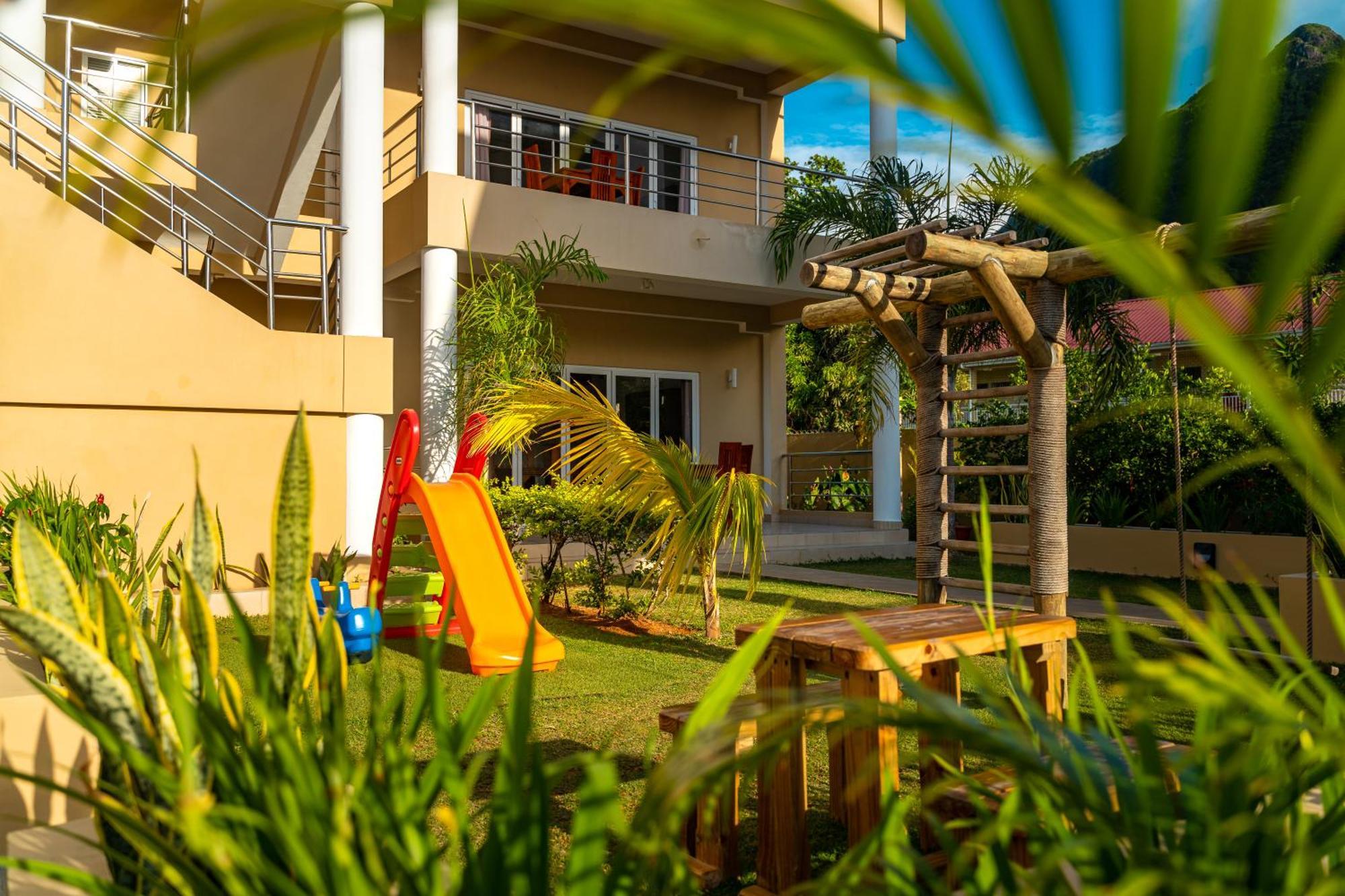 Tropical Hideaway Aparthotel Beau Vallon  Buitenkant foto